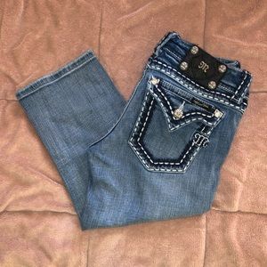 MissMe DISTRESSED BERMUDA JEAN SHORTS 🩳